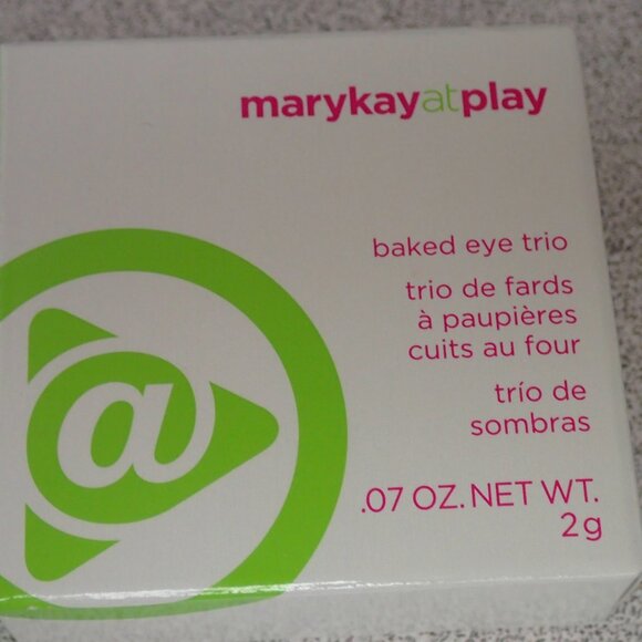 Mary Kay At Play Baked Eye Trio Out of the Blue NEW - Picture 3 of 6